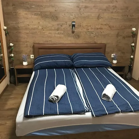 Aqua Apartmanhaz Apartment