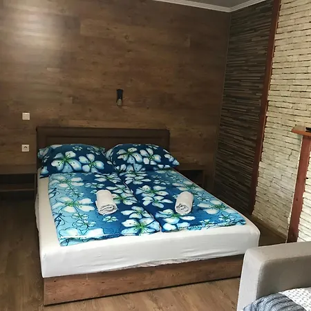 Aqua Apartmanhaz Apartment