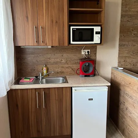 Apartment Aqua Apartmanhaz *