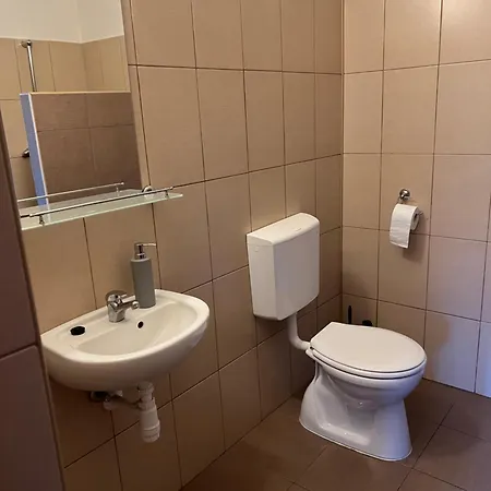 Апартаменты Aqua Apartmanhaz Шиофок