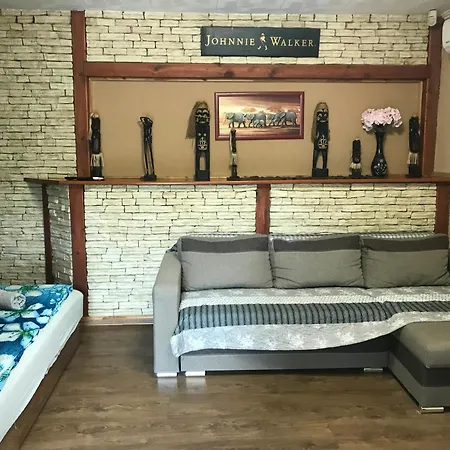 Apartment Aqua Apartmanhaz Siófok