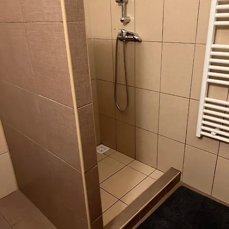 Apartment Aqua Apartmanhaz Siófok