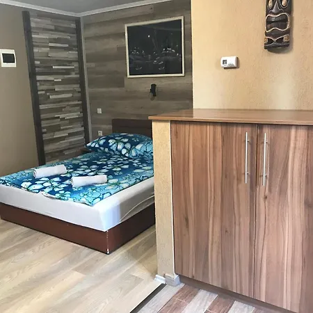 Aqua Apartmanhaz Шиофок